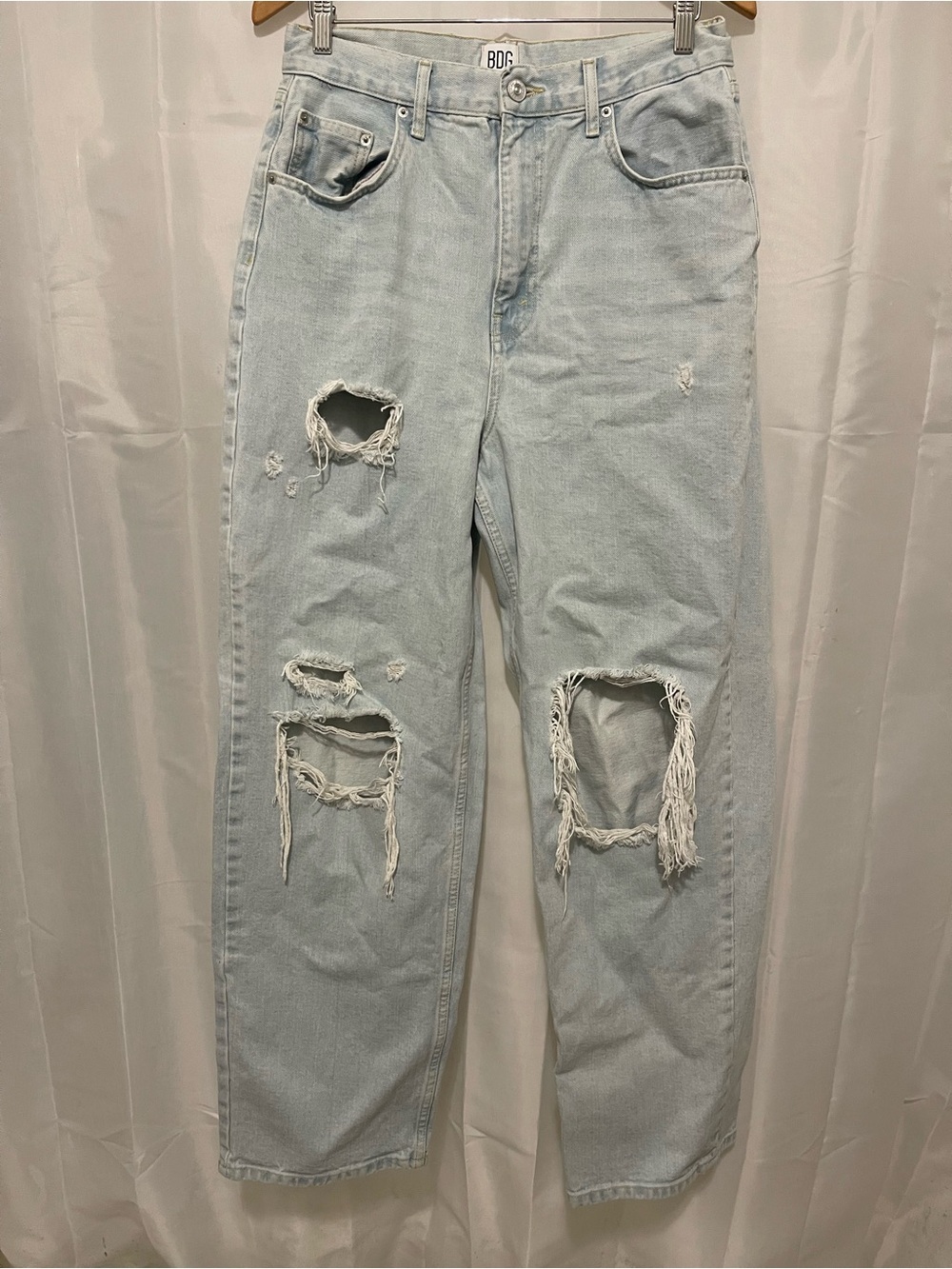 Urban Outfitters BDG Women’s Baggy Boyfriend Jean 31x32 Light Blue Distressed